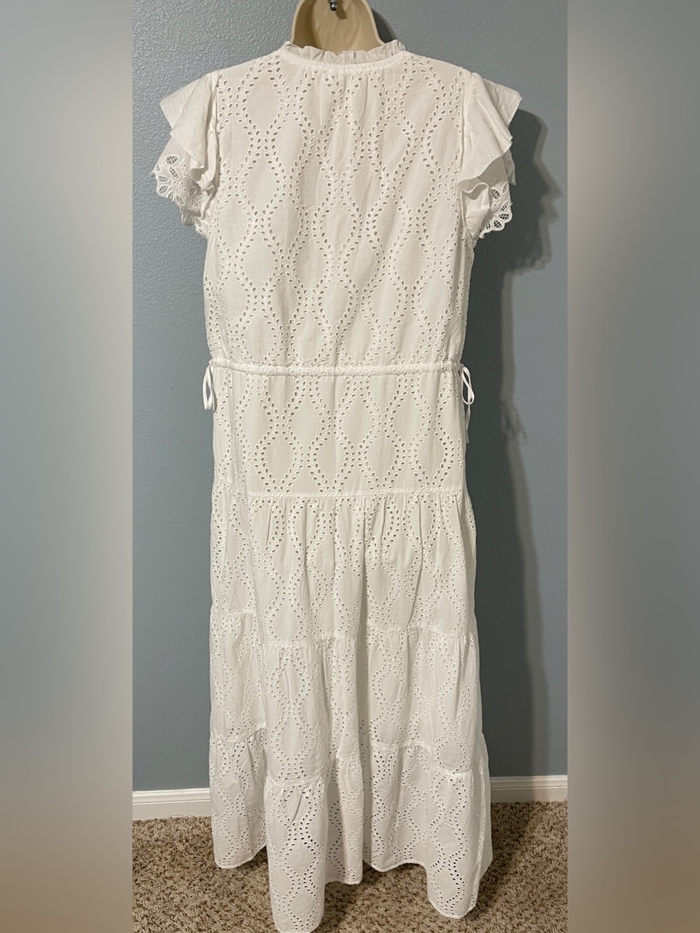 J.McLaughlin Elana White Eyelet Cotton Maxi Dress Flutter Sleeve Medium NWT - Picture 2 of 10